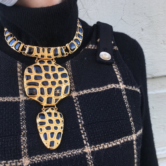 Chanel Pre-Fall 2019 Serpent Necklace - Picture 1 of 8